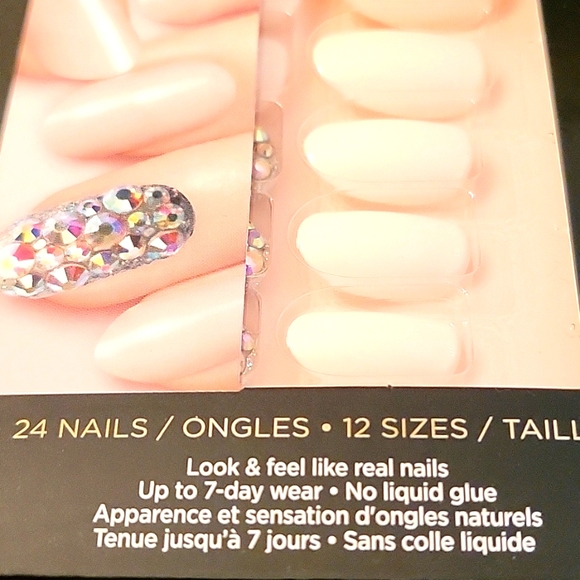 NEW L'Oreal Press On Nails, Pop Star, Blush Pink & Rhinestones - Picture 6 of 9